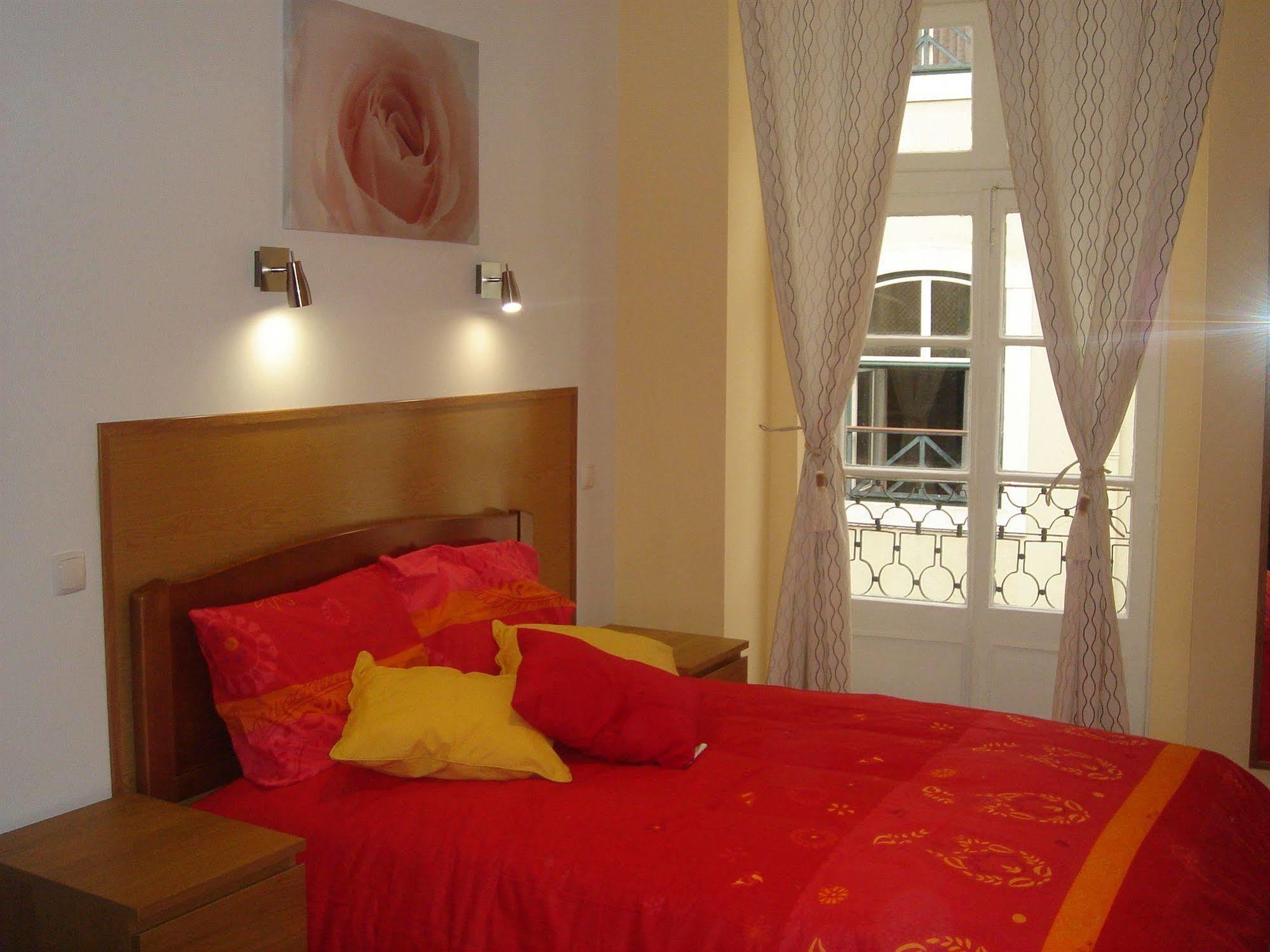 Downtown Guest House Lisbon Exterior photo